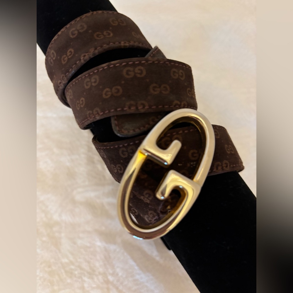 Gucci Vintage 1975 Chocolate Leather Belt with (Rare) Signature Suede Pattern